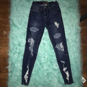 ❌SOLD❌ Ripped Jeans